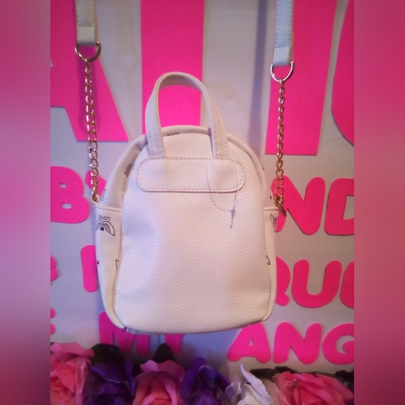 #264👉🏼🚨ALREADY GONE🚨 Women's/Teens Or Children's Purse 👜 - Picture 4 of 5